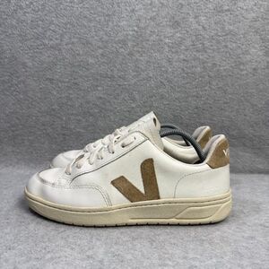 Veja Shoes Womens Size 8 V-12 White Leather Low Top Casual Comfort Sneakers 2136